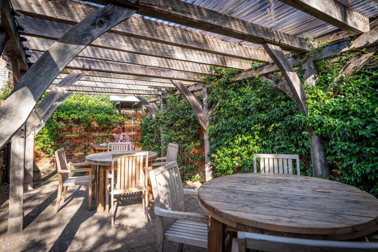 The Sun Inn Faversham Exterior photo